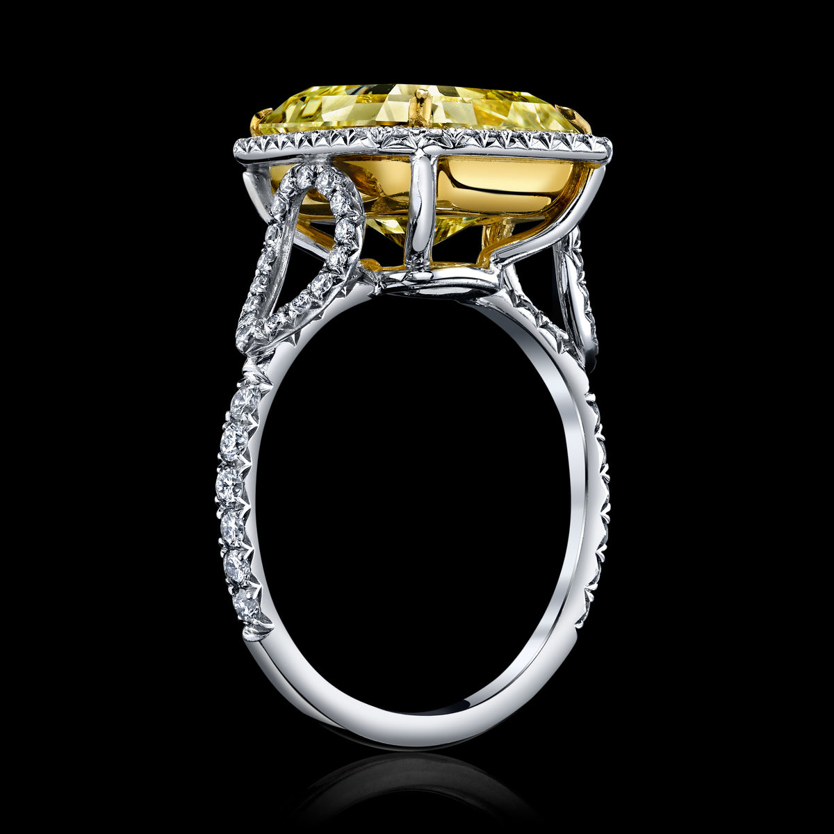Grand Aria ring, card hover image