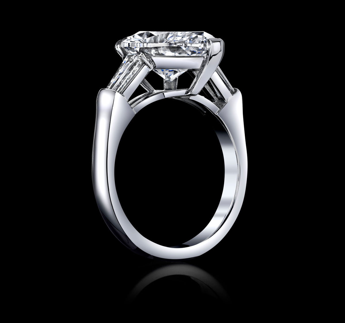 Lucent Dew diamond ring, view 2