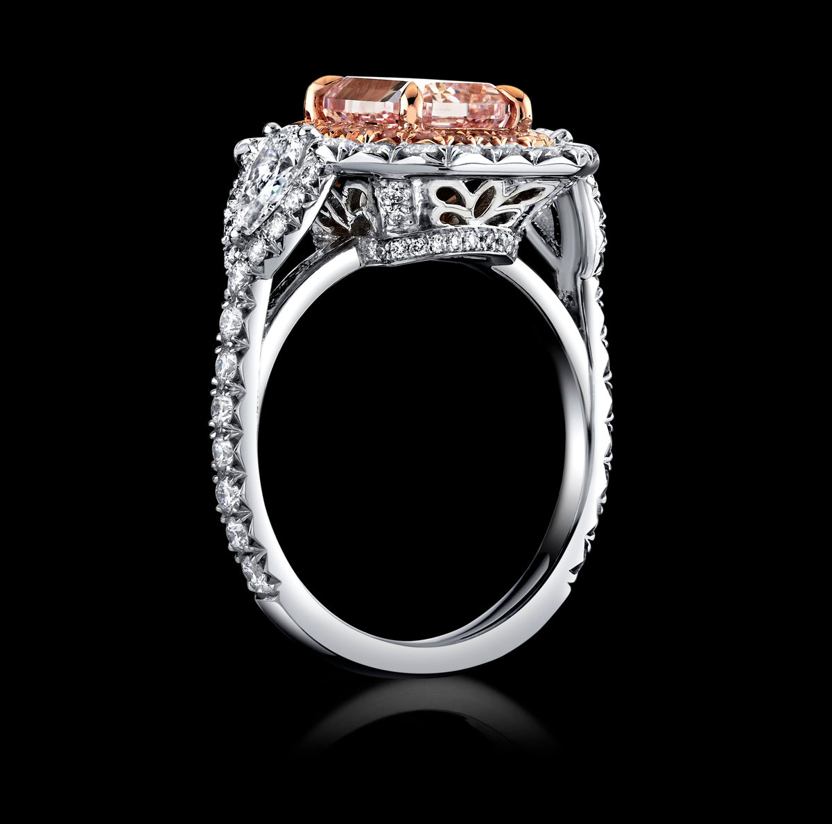 The King's Kiss diamond ring, view 2