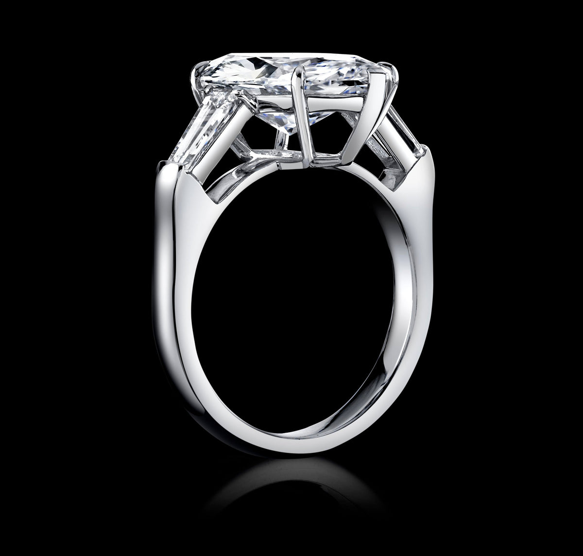Pole Star diamond ring, view 2
