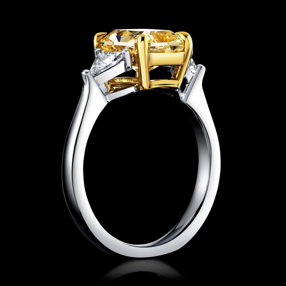 Honey Prism diamond ring, secondary thumbnail