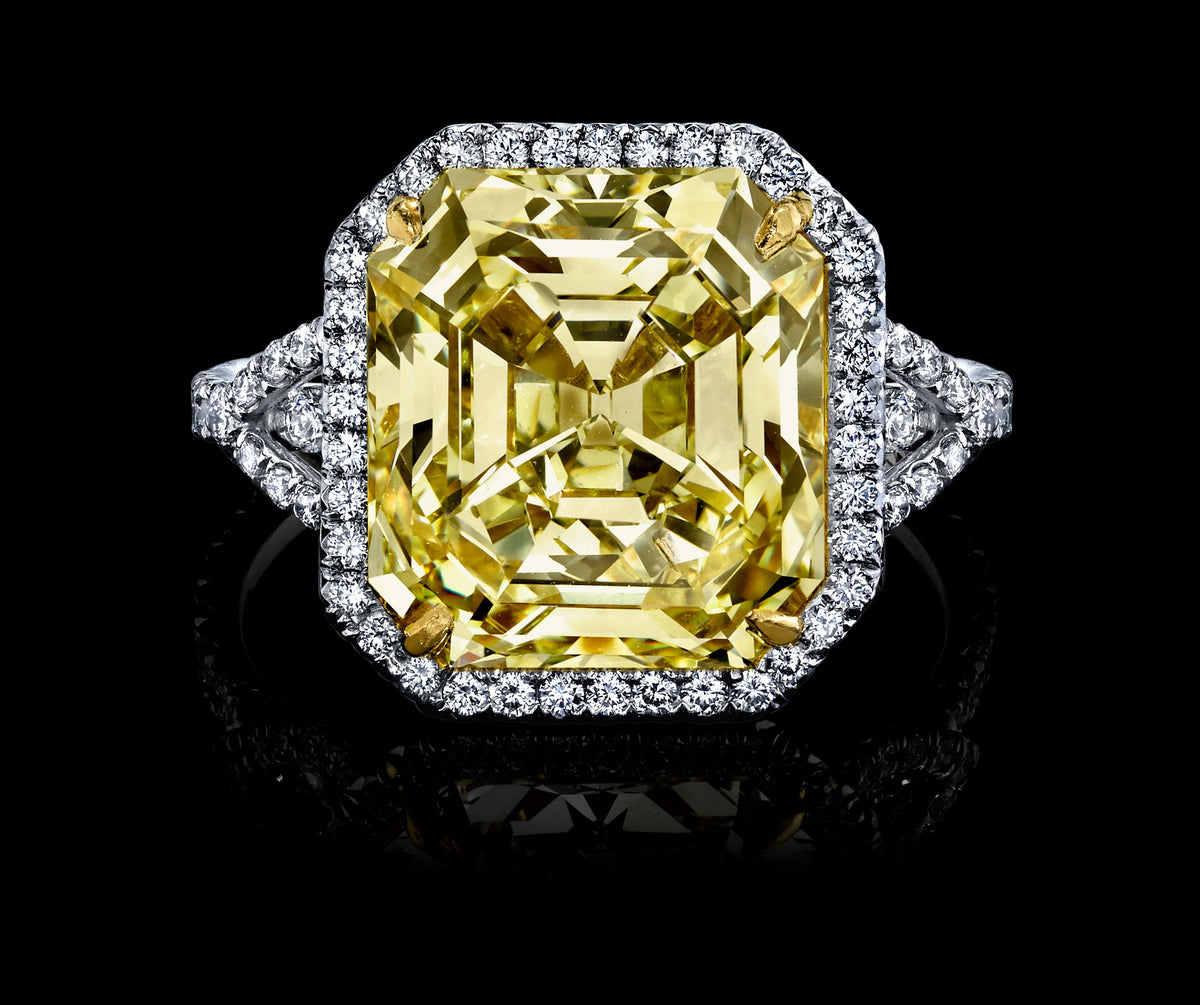 Grand Aria ring, view 1