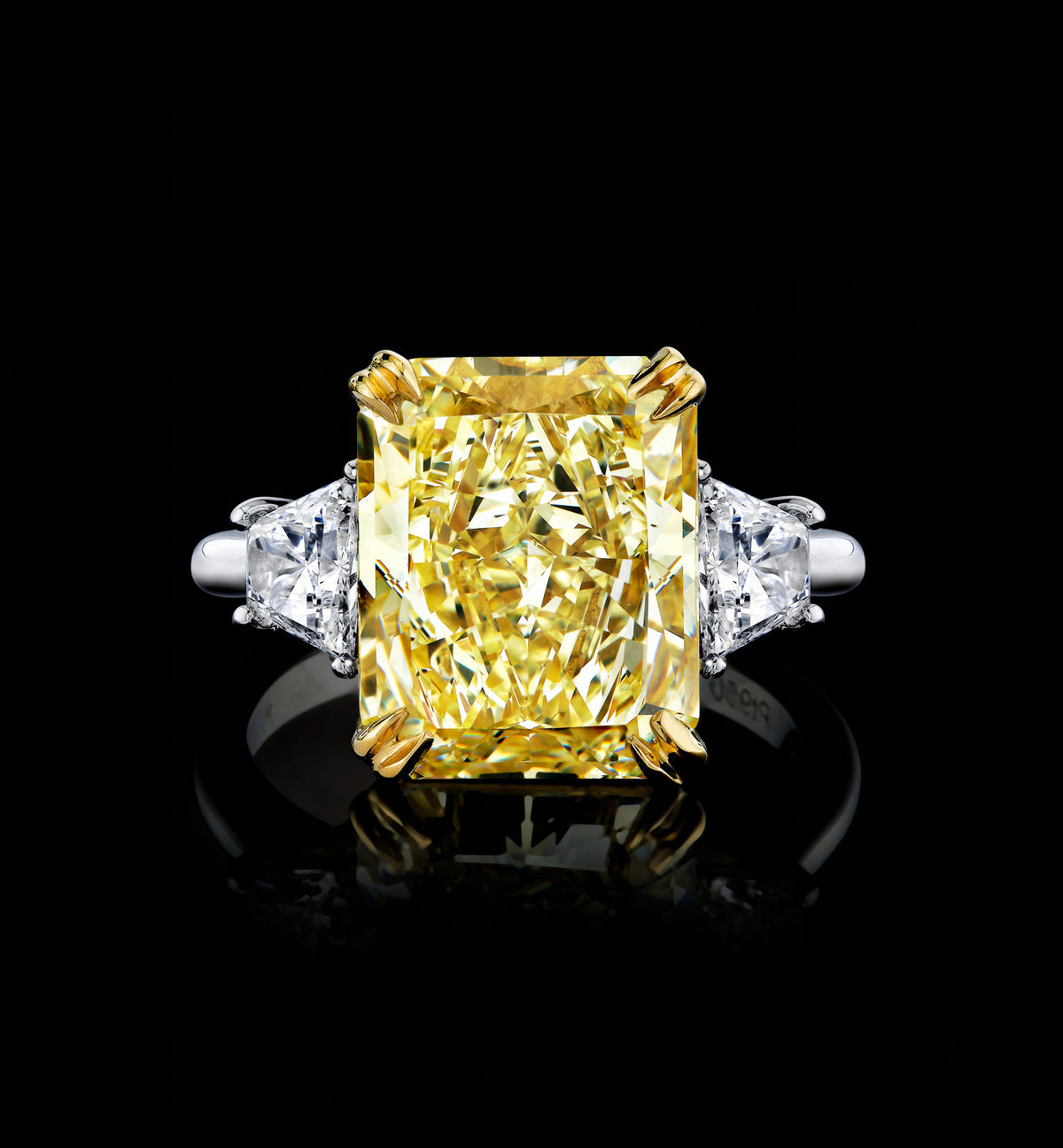Golden Laughter ring, view 1